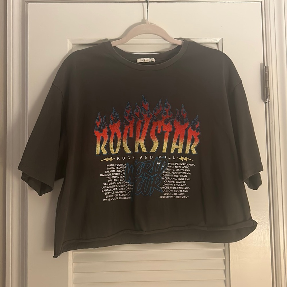 Baevely Graphic Tee